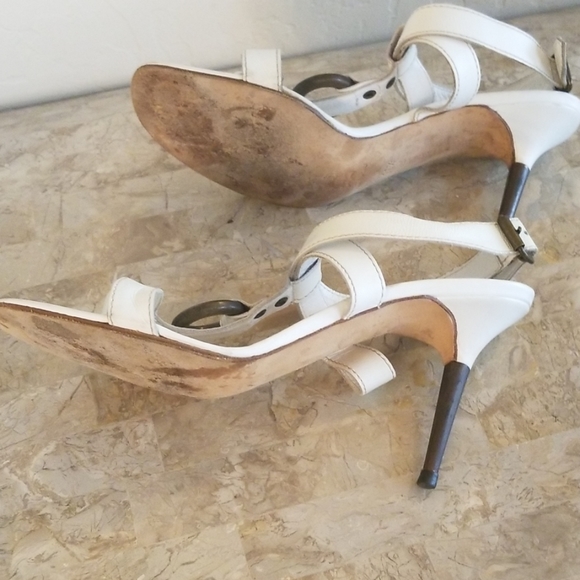 Authentic Manolo Blahnik Cream/Bronze Heels - Picture 8 of 8